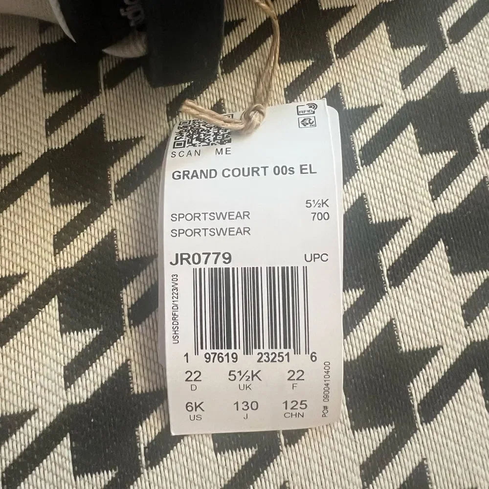 Adidas Grand Court Lace Up Shoes- SIze 6K‎